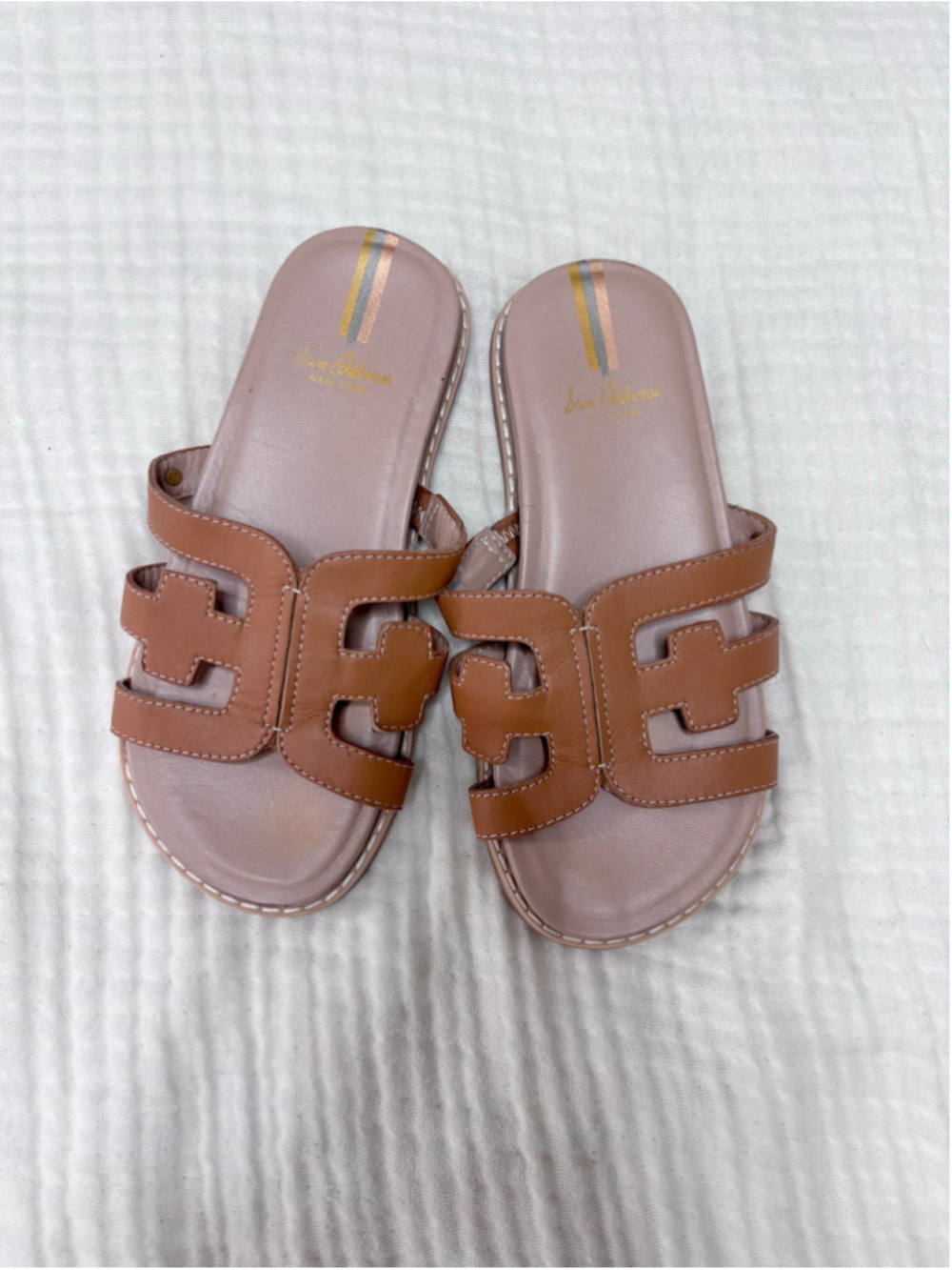 Girl’s Sam Edelman Sandals Size 13 Brown and Beige Logo Charm